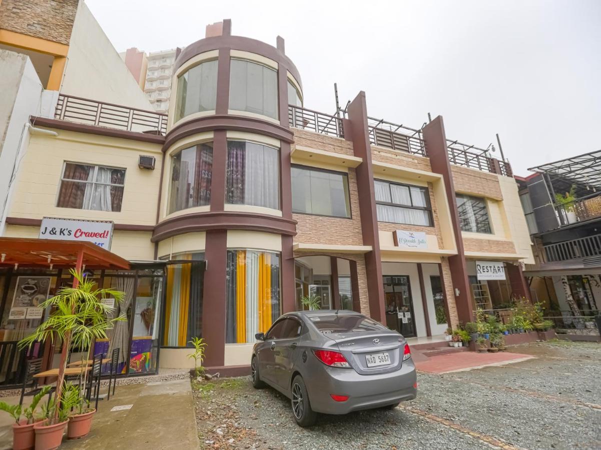 OYO 759 Royal South Garden Suites Tagaytay City Exterior foto